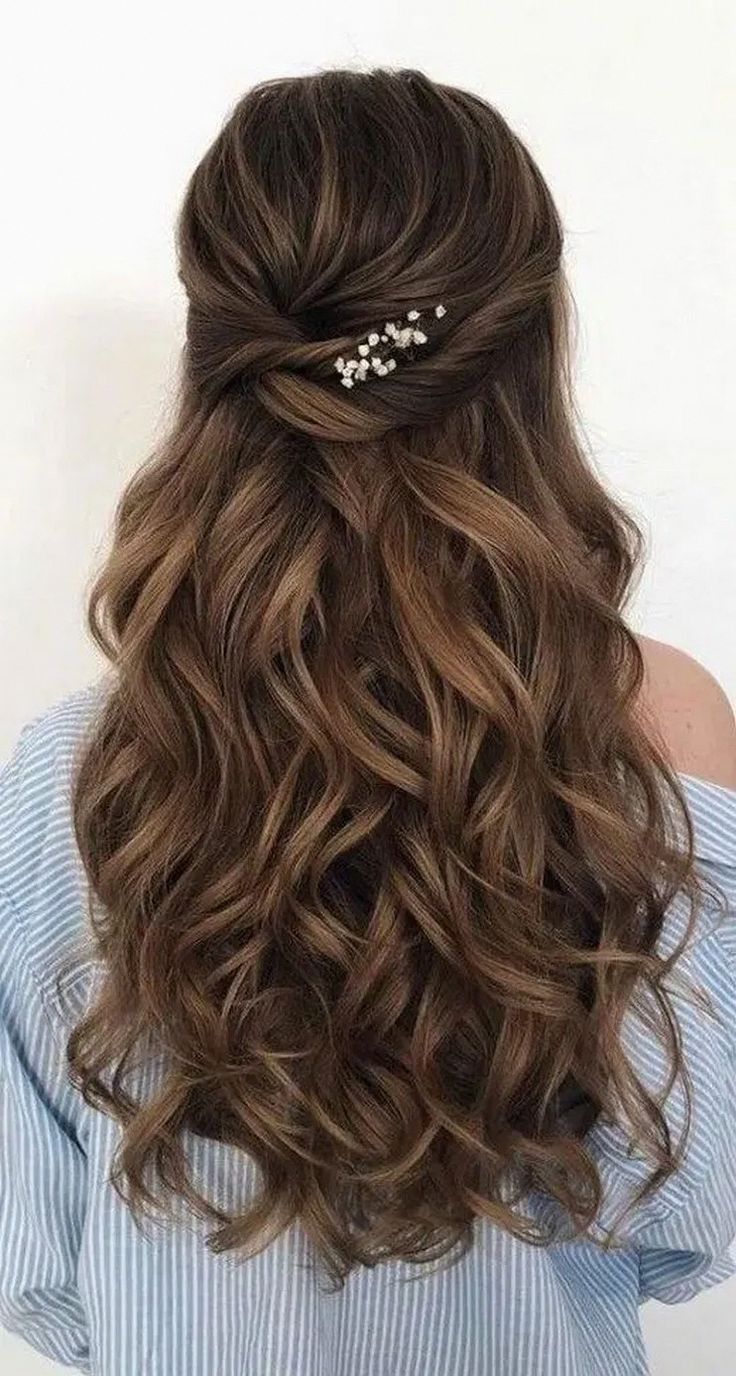 90+ Pretty Prom Hairstyle Ideas For Curly Long Hair ~ INSPIRA #